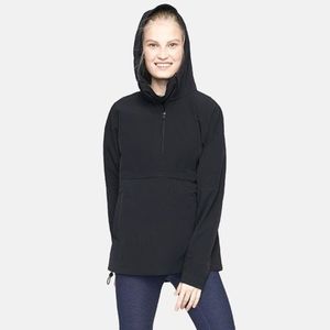 Brand new never worn OV half Zip Anorak